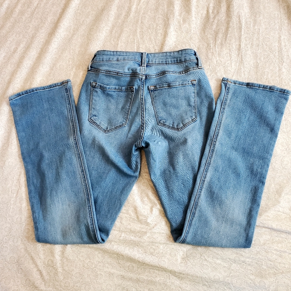 Old Navy, size 2, Kicker boot cut mid-rise jeans